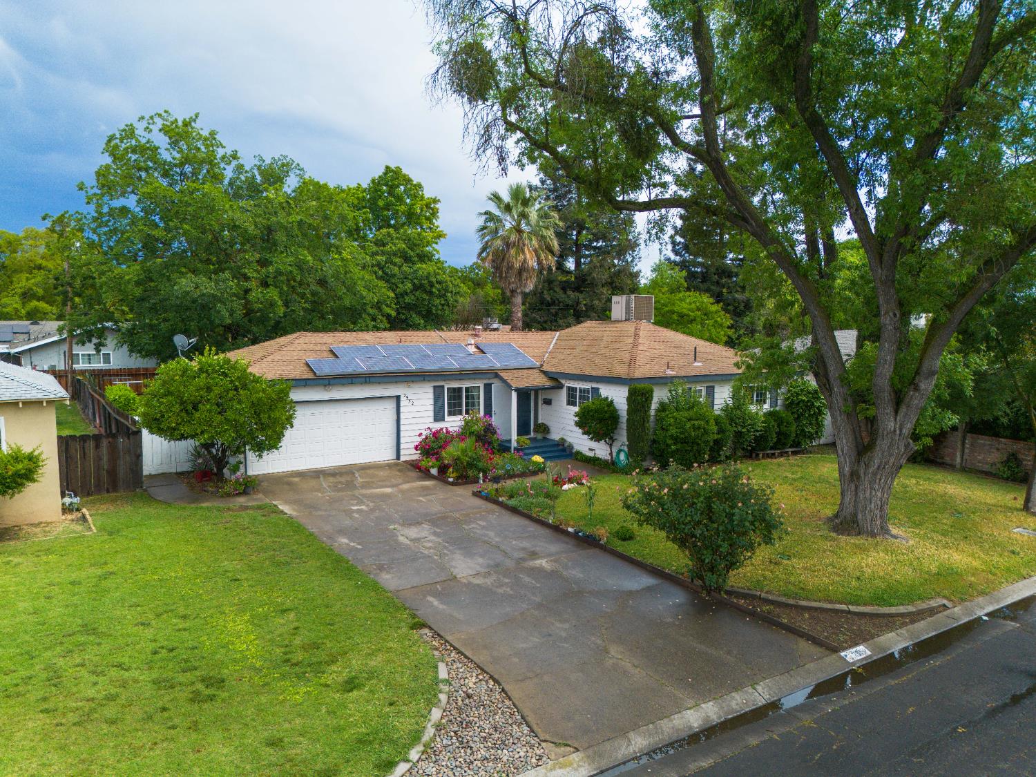 2952 Tahoe Dr, Merced, CA 95340