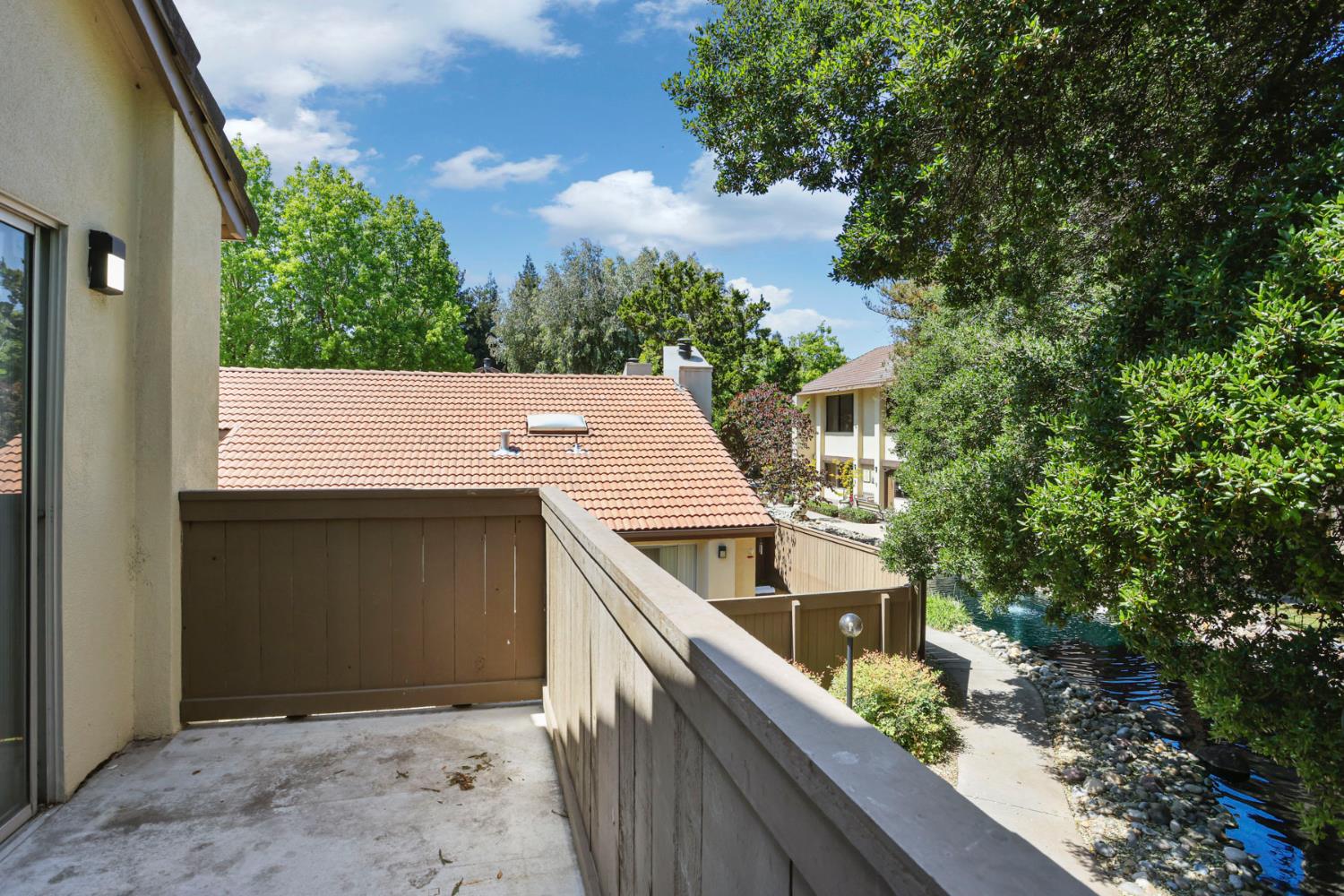 3701 Colonial Dr, Modesto, CA 95356