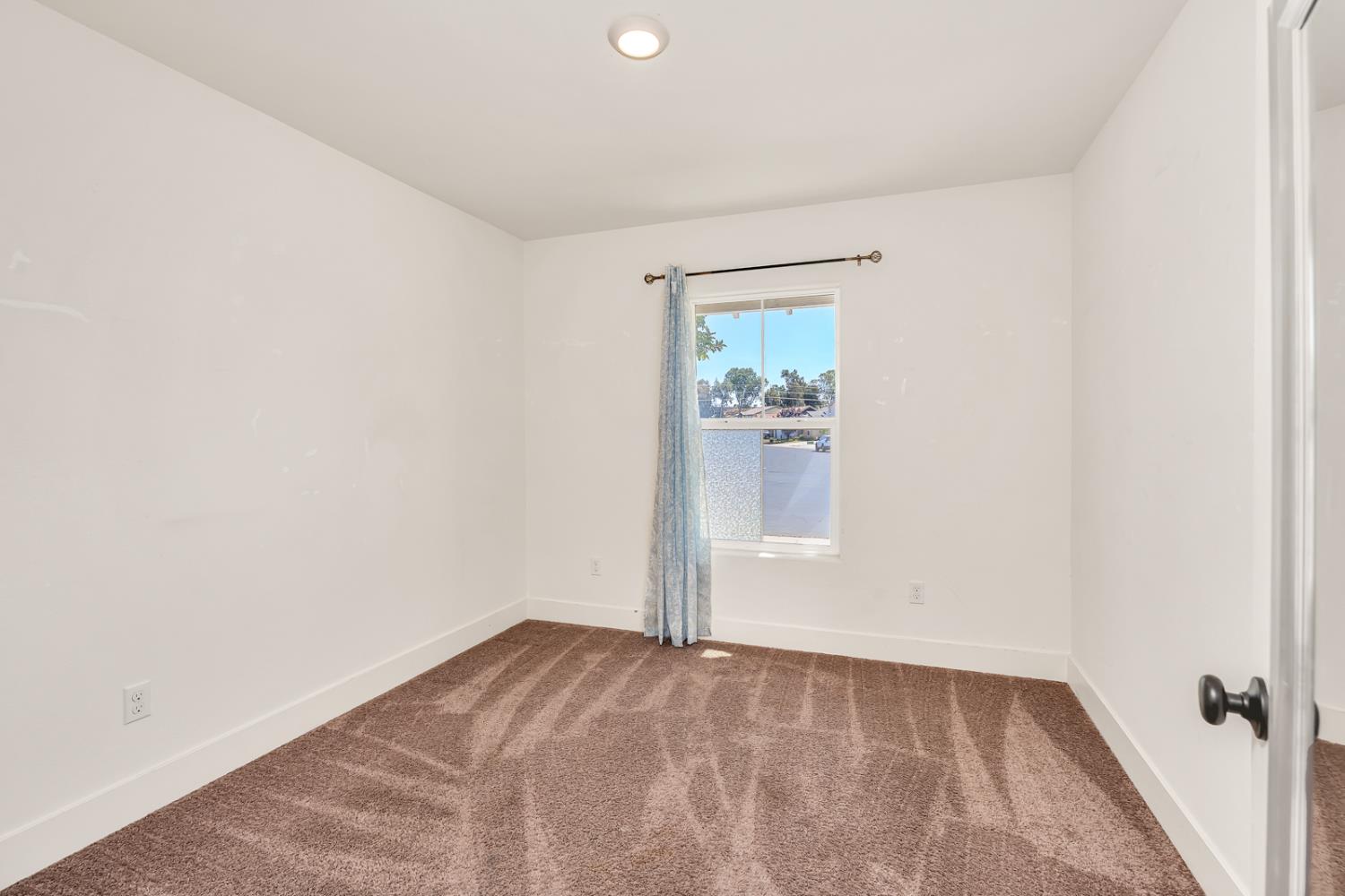 2005 Shasta Dr, Atwater, CA 95301