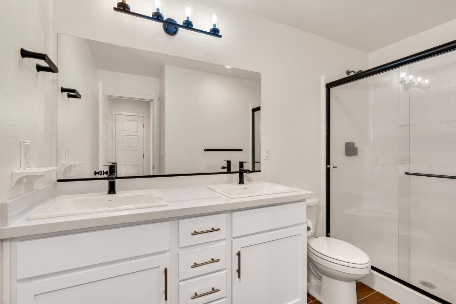 2005 Shasta Dr, Atwater, CA 95301