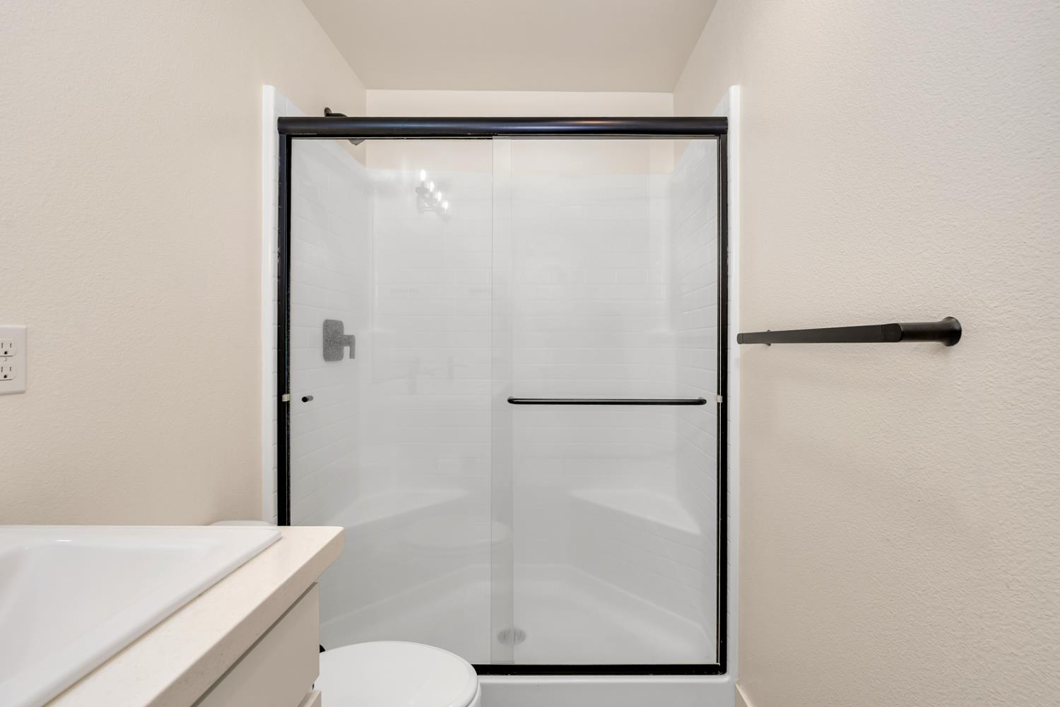 2005 Shasta Dr, Atwater, CA 95301