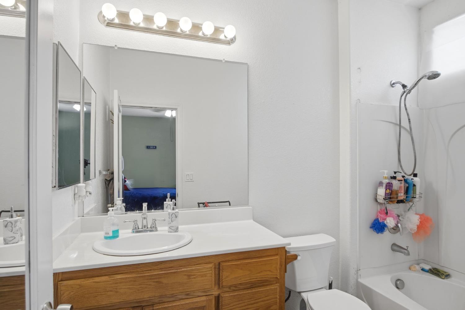 1913 St Augustine Ct, Modesto, CA 95358