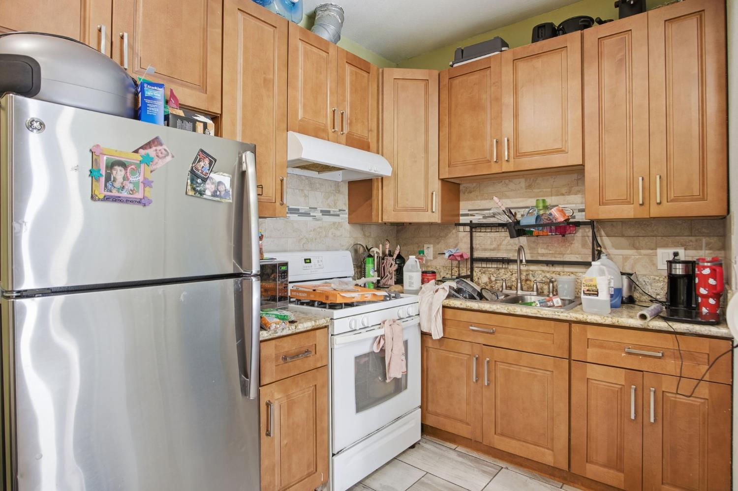 1913 St Augustine Ct, Modesto, CA 95358