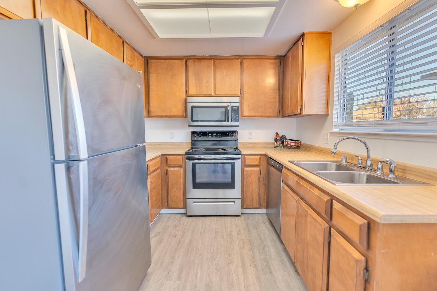 1316 Chukar St, Los Banos, CA 93635