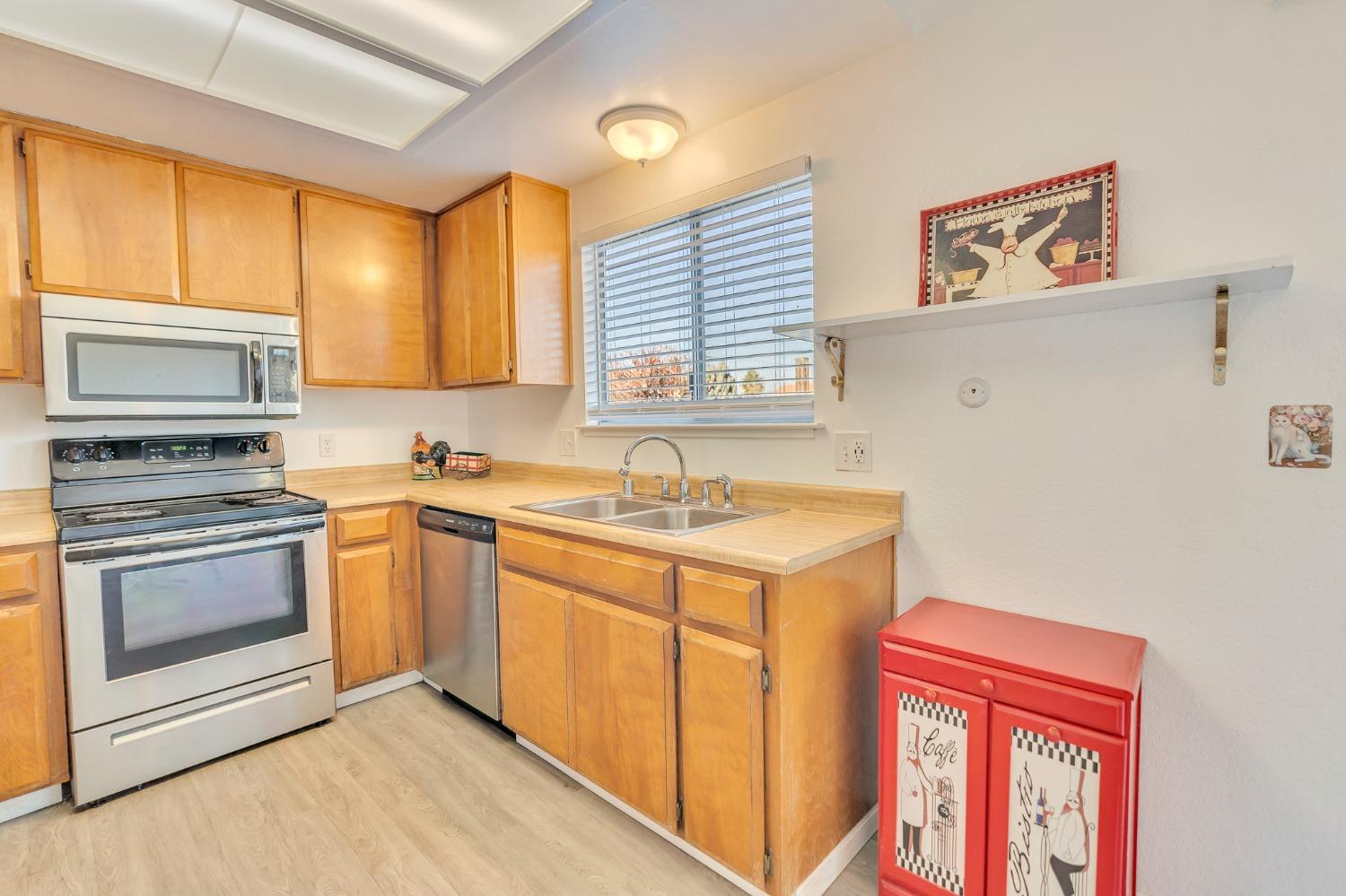 1316 Chukar St, Los Banos, CA 93635