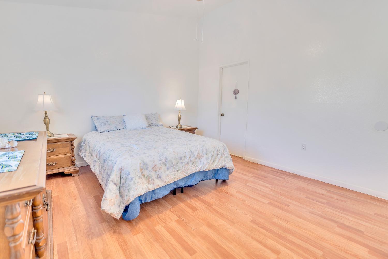 1316 Chukar St, Los Banos, CA 93635