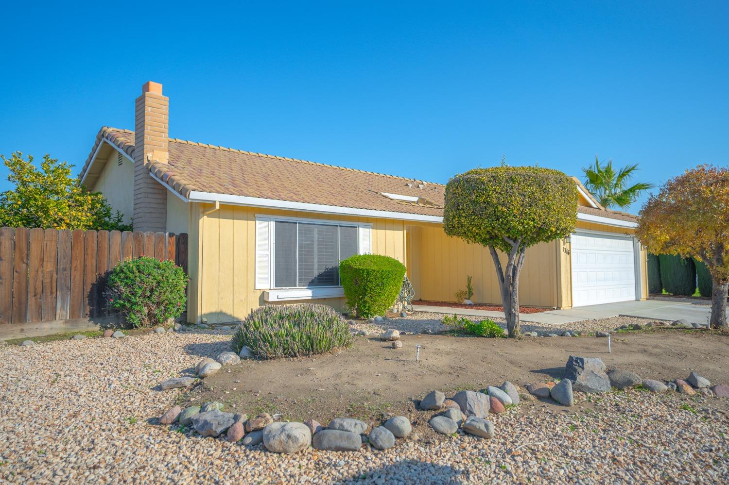 1316 Chukar St, Los Banos, CA 93635