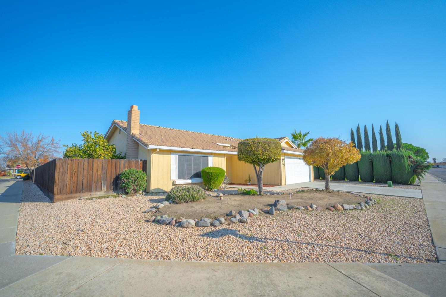 1316 Chukar St, Los Banos, CA 93635