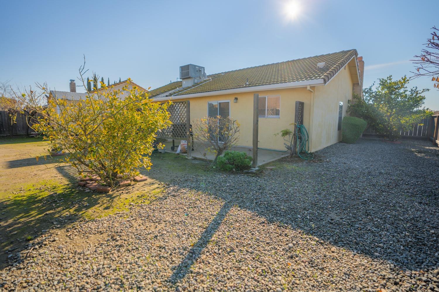 1316 Chukar St, Los Banos, CA 93635
