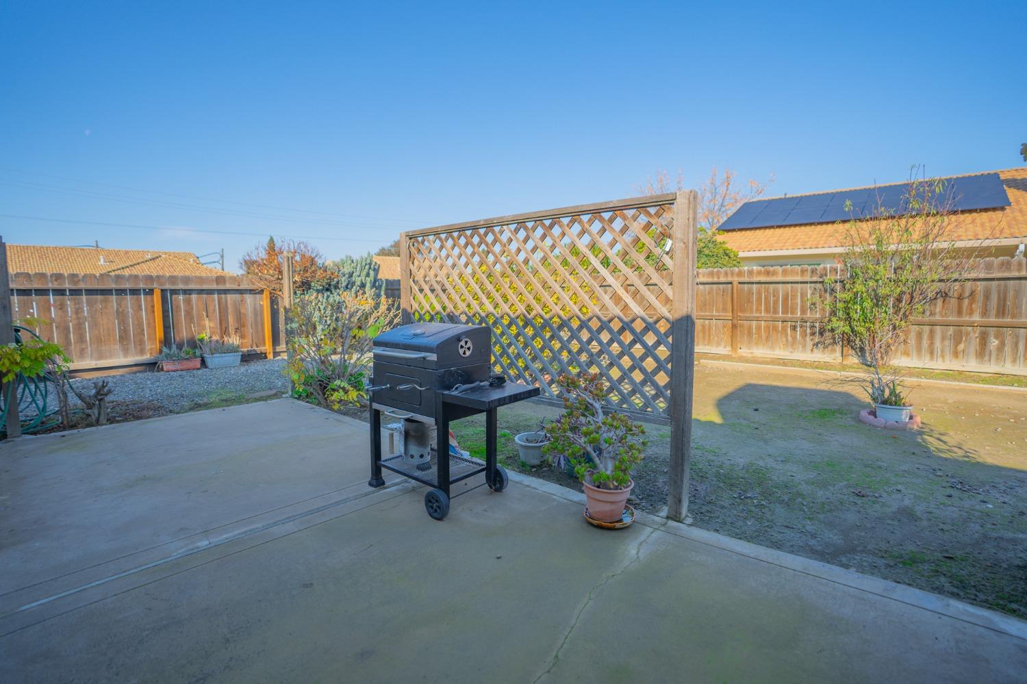 1316 Chukar St, Los Banos, CA 93635