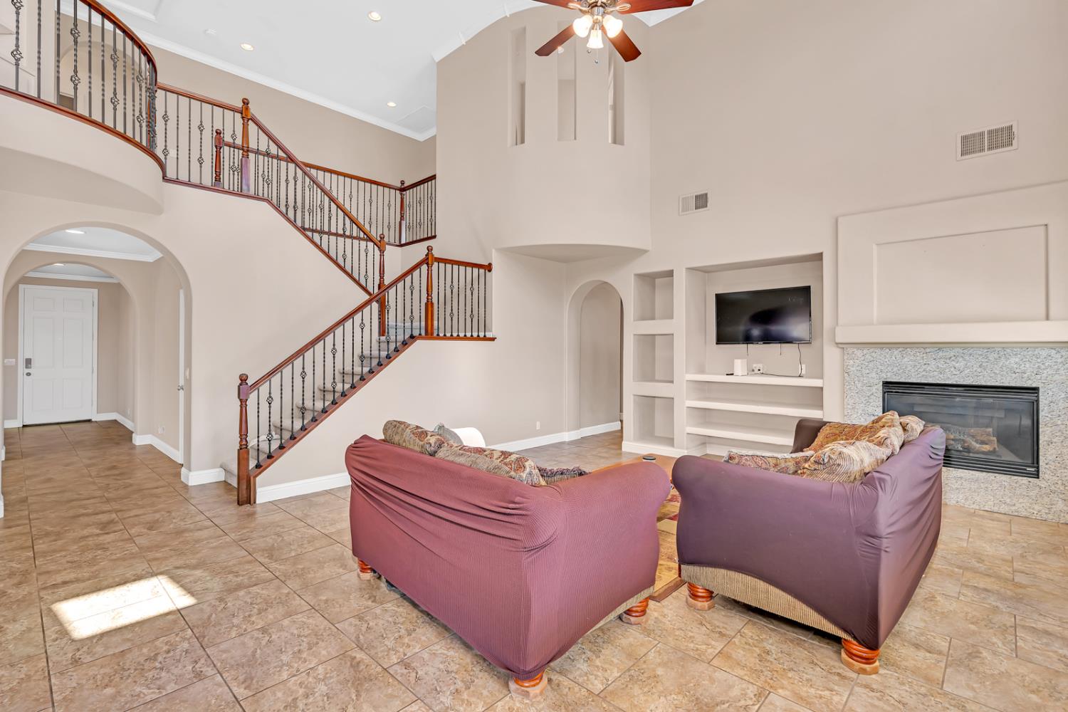 224 San Bruno St, Los Banos, CA 93635