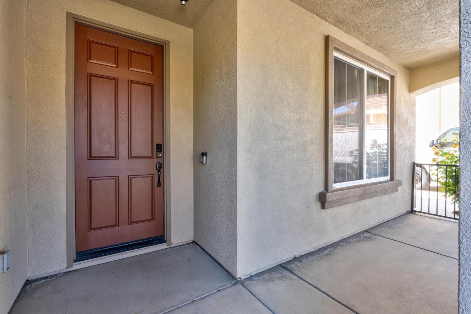 224 San Bruno St, Los Banos, CA 93635