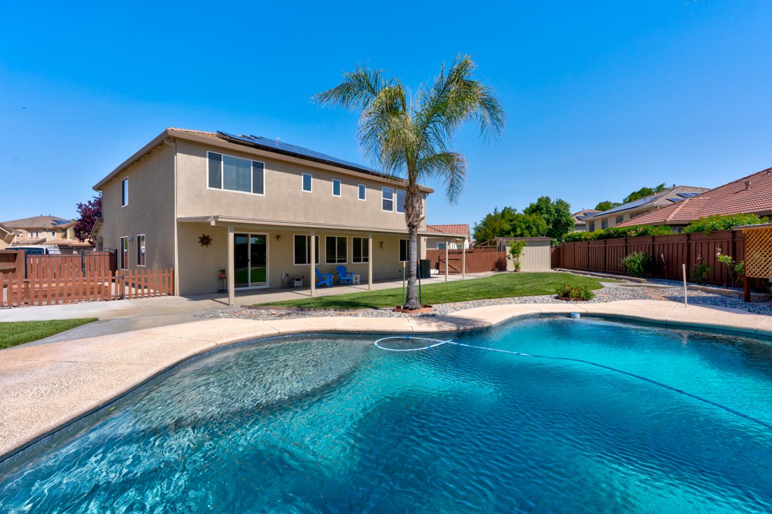 224 San Bruno St, Los Banos, CA 93635