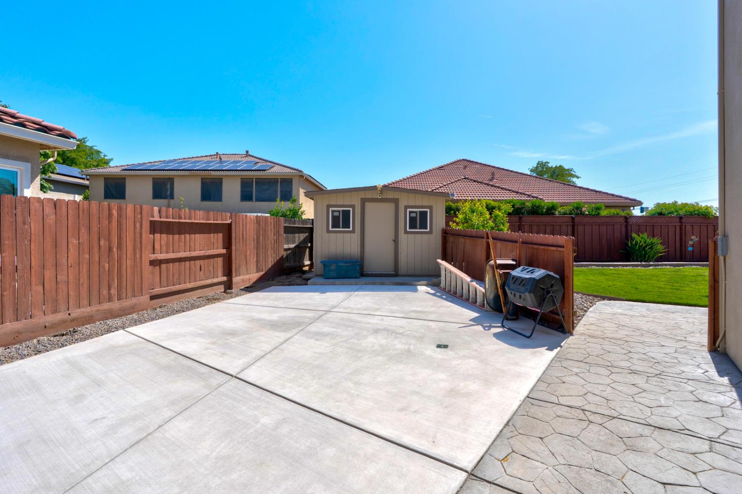 224 San Bruno St, Los Banos, CA 93635