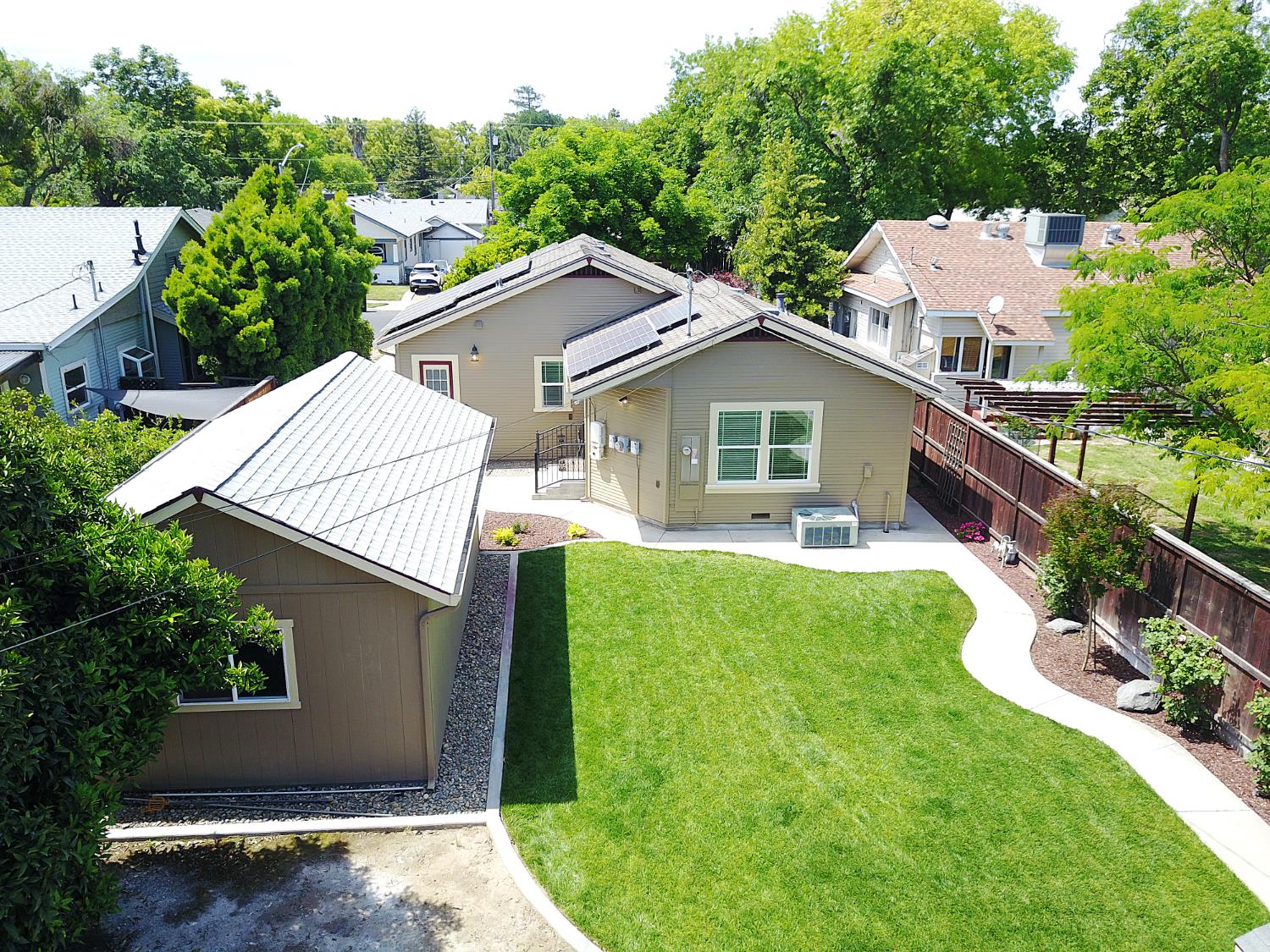 526 Melrose St, Modesto, CA 95354