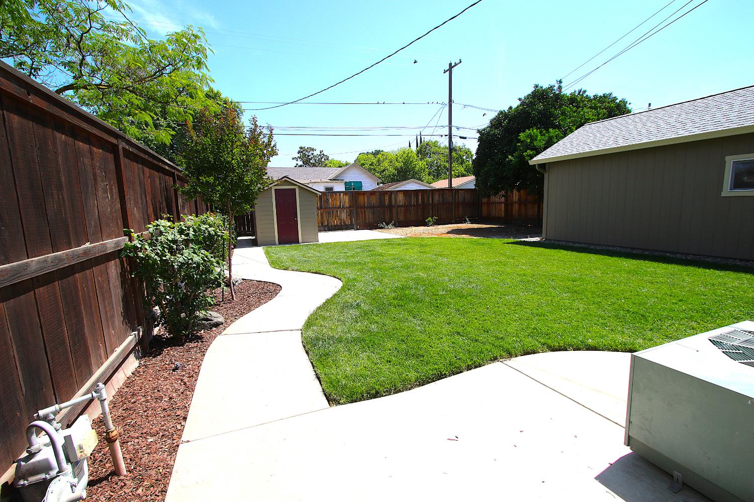 526 Melrose St, Modesto, CA 95354