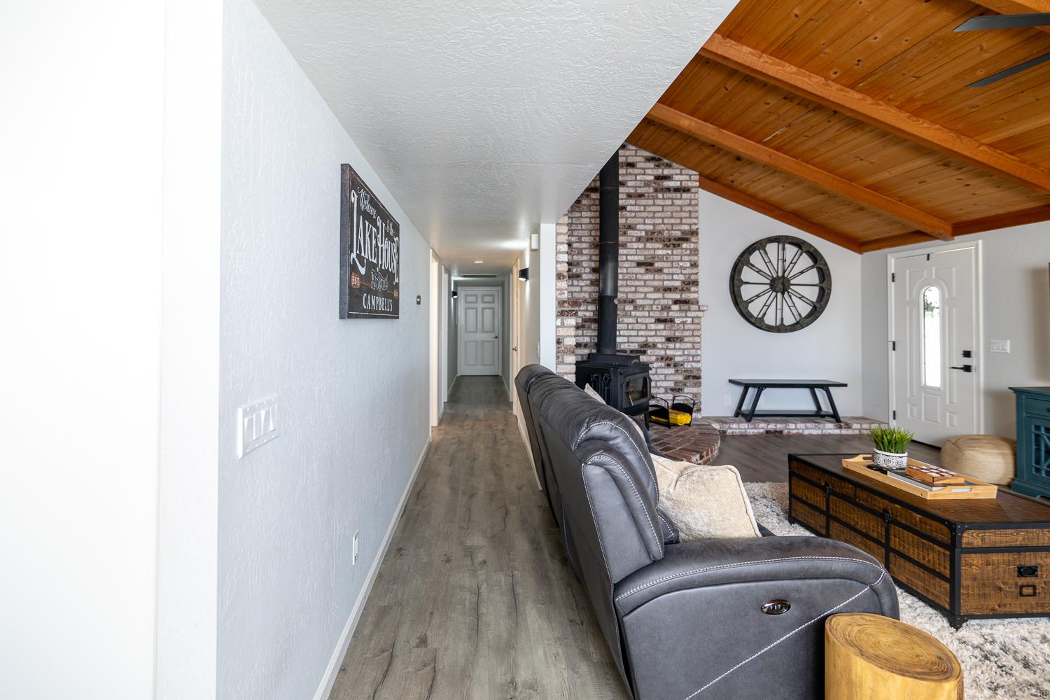 9925 Alamo Dr, La Grange, CA 95329