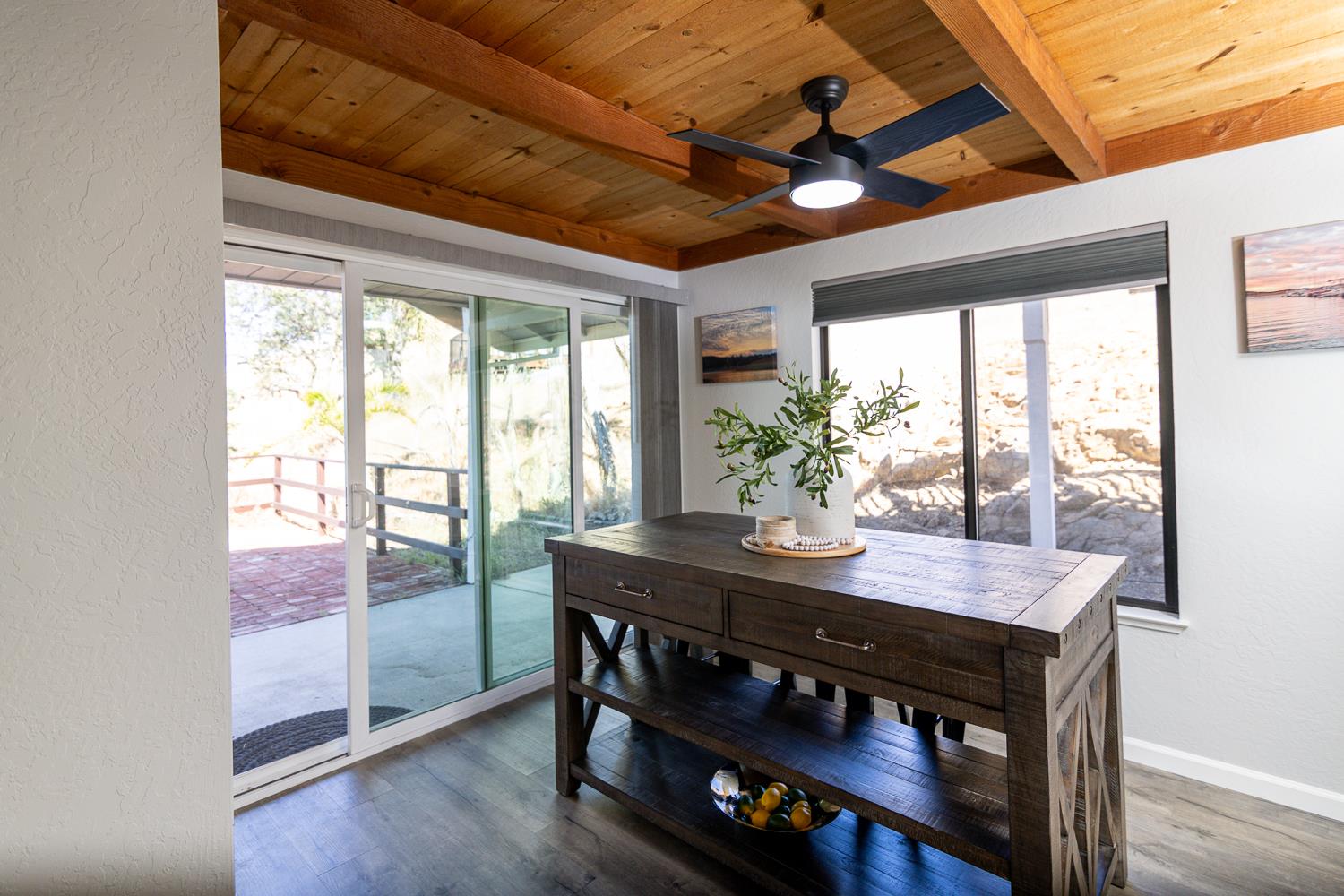 9925 Alamo Dr, La Grange, CA 95329