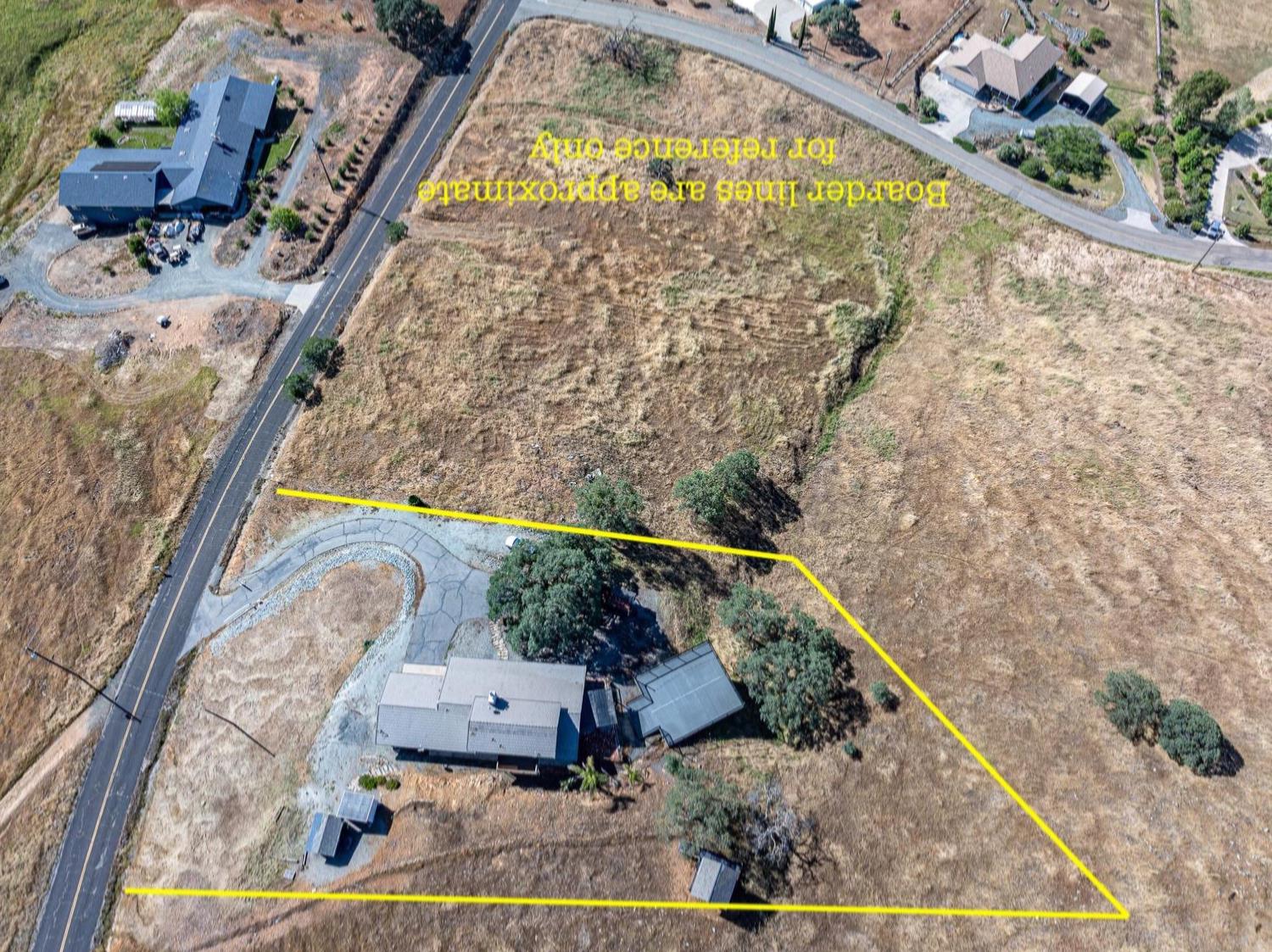 9925 Alamo Dr, La Grange, CA 95329