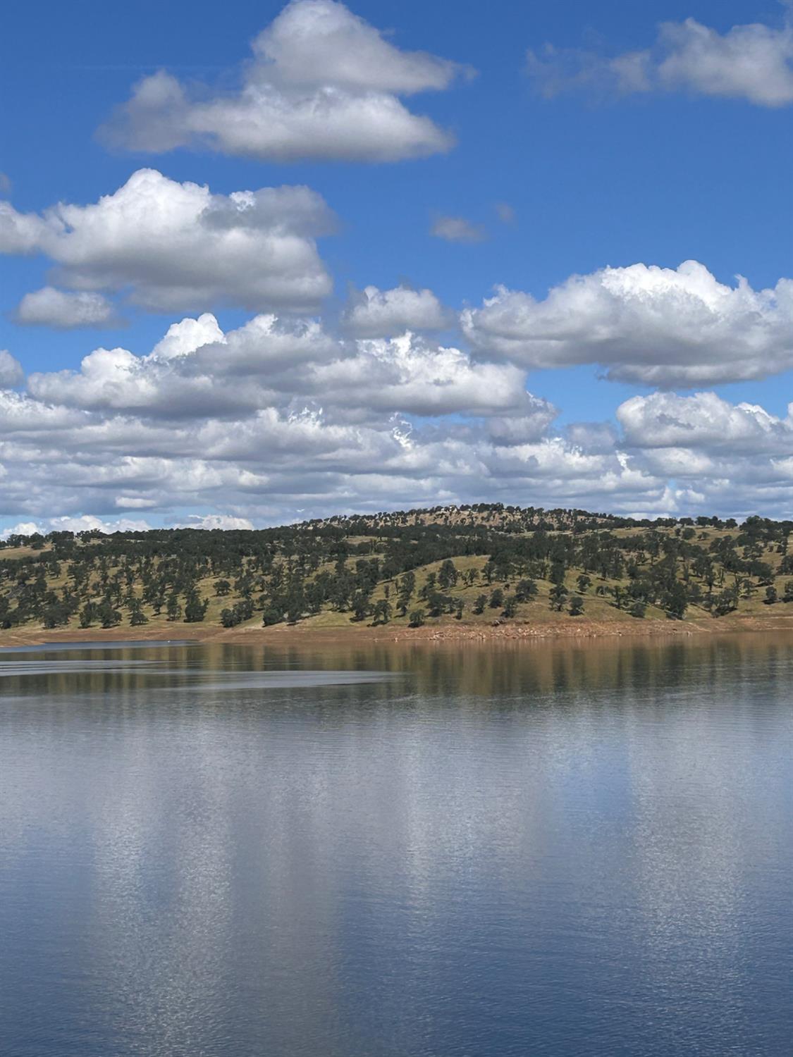 9925 Alamo Dr, La Grange, CA 95329