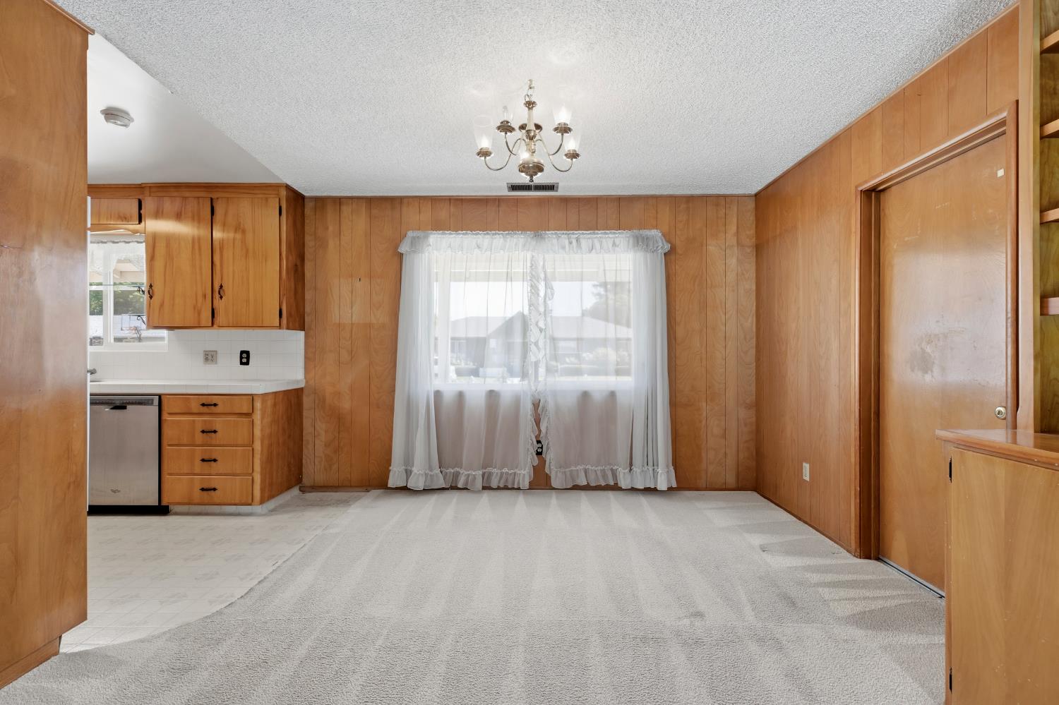 3013 Fredericksburg Way, Modesto, CA 95355