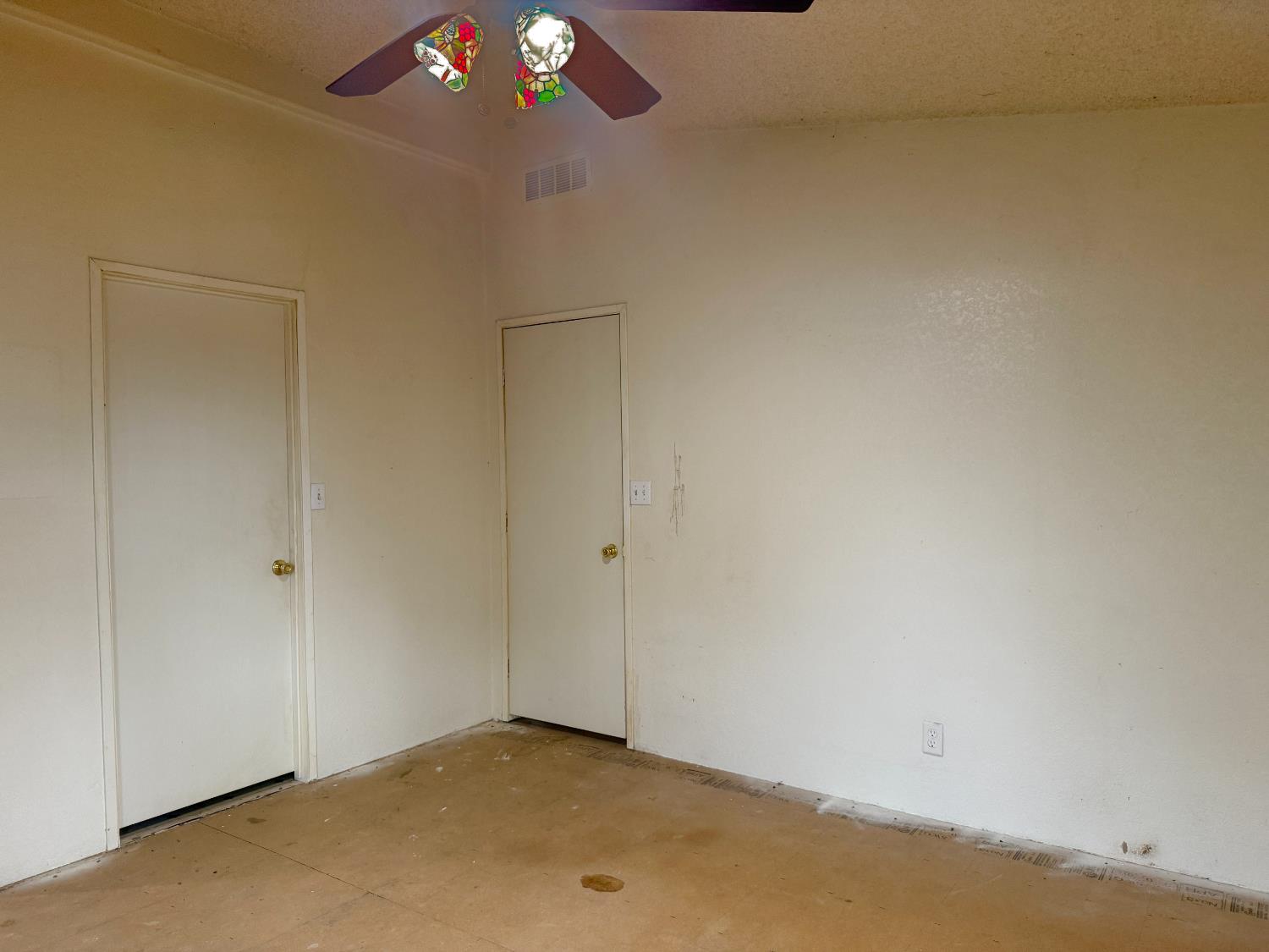 328 N 3rd Ave, Oakdale, CA 95361