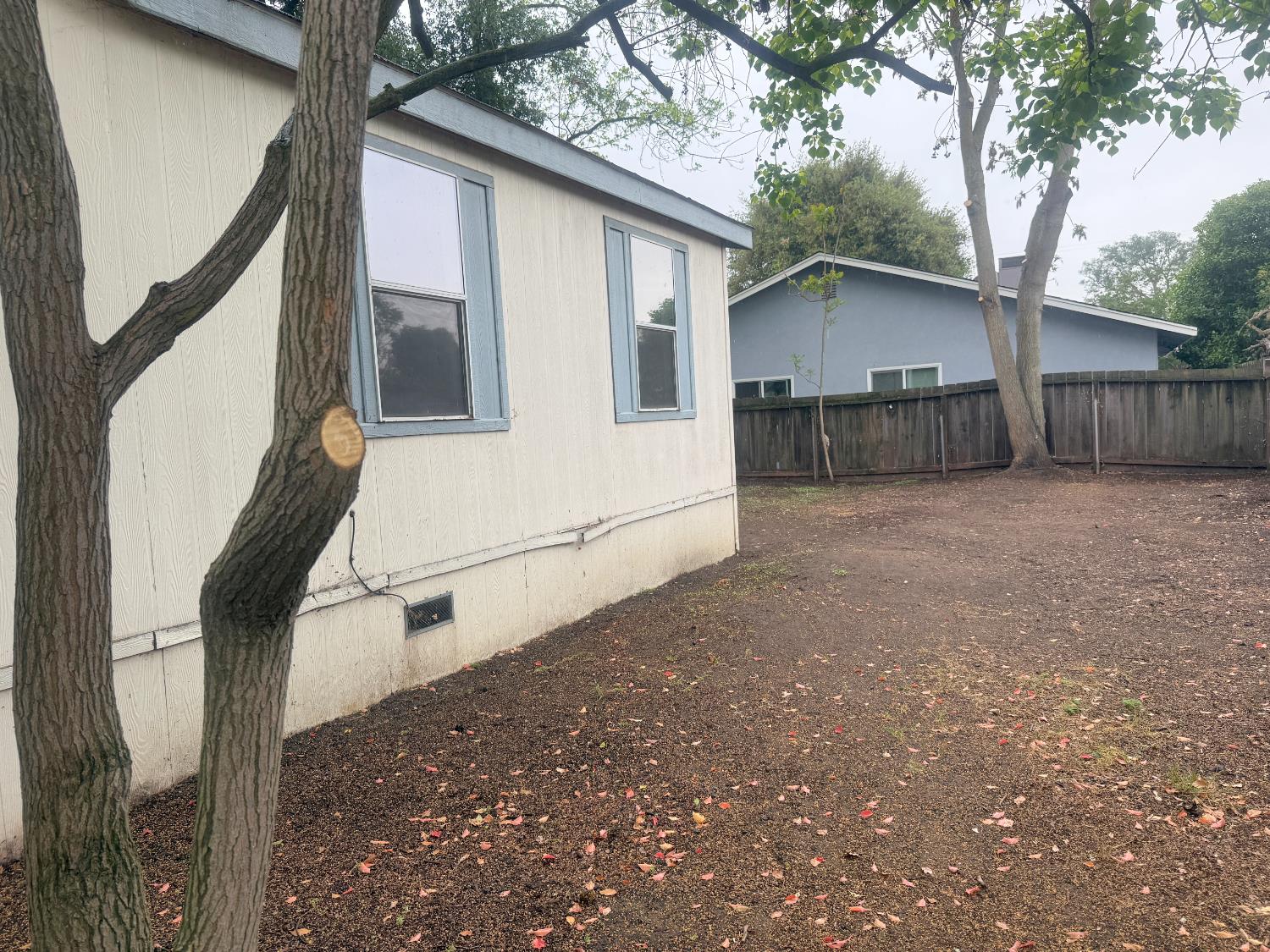 328 N 3rd Ave, Oakdale, CA 95361