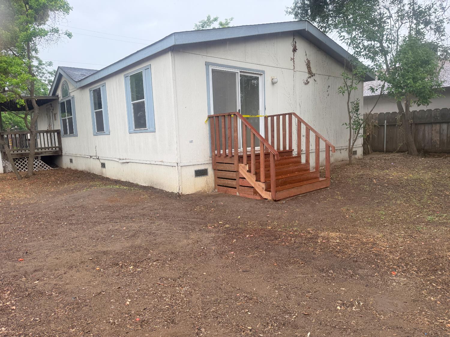 328 N 3rd Ave, Oakdale, CA 95361