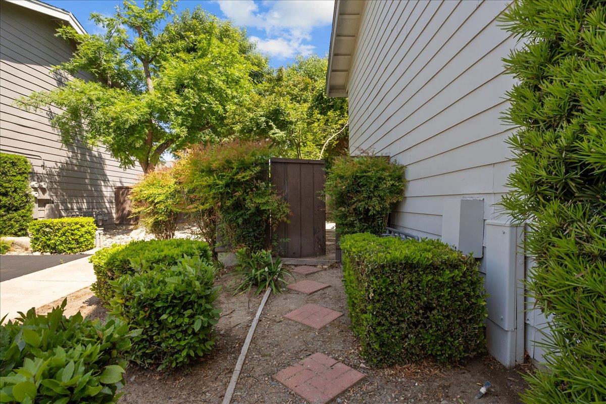 3350 M St #45, Merced, CA 95348