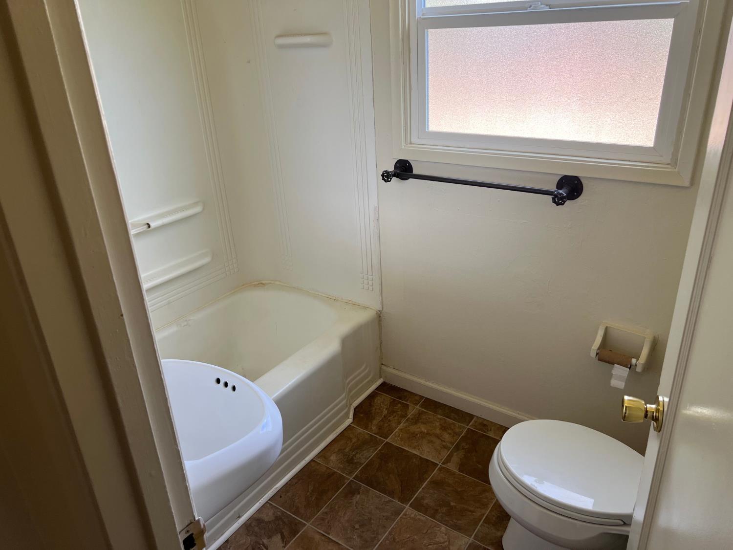 501 Bermuda Way, Modesto, CA 95350