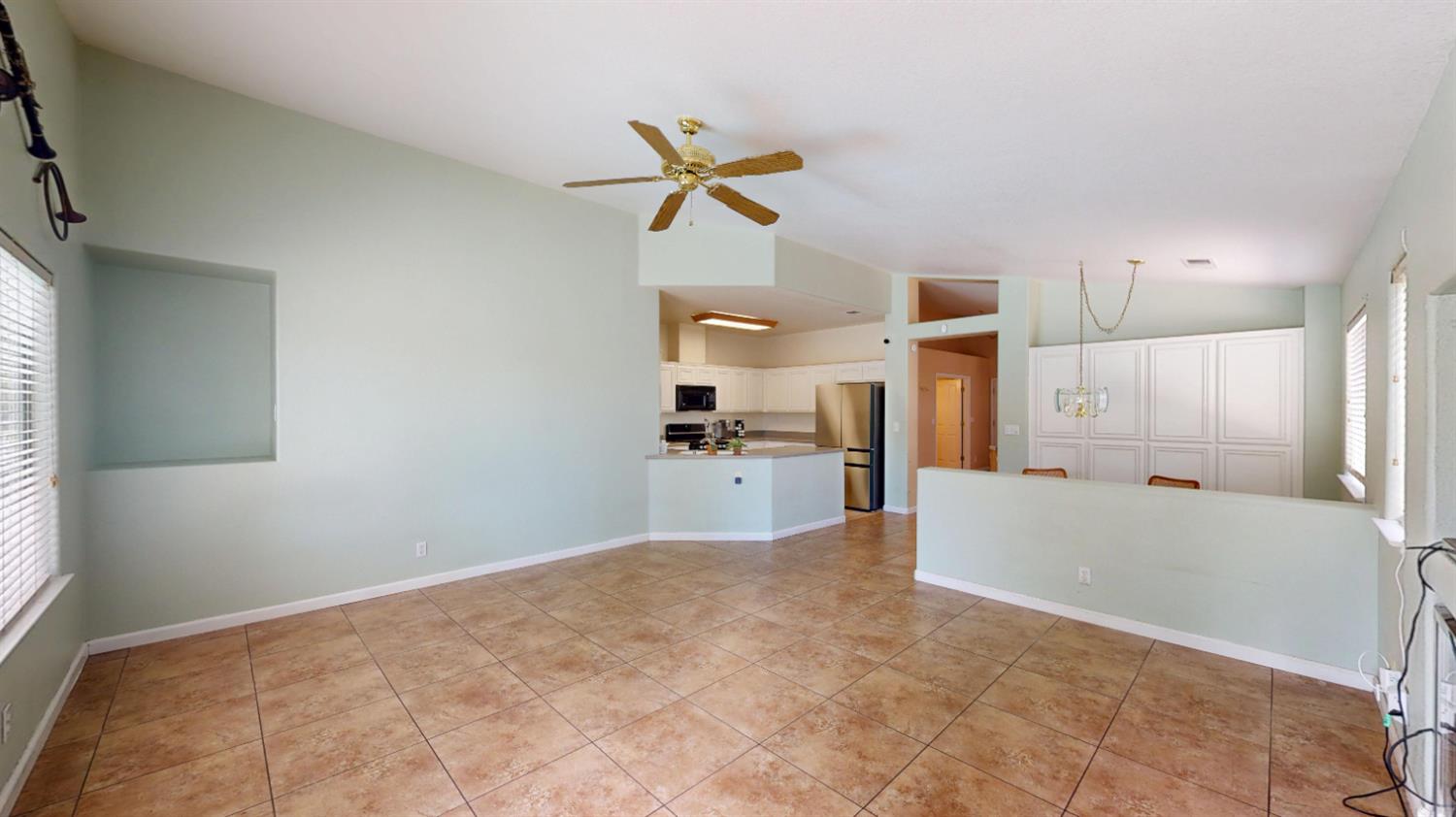 4654 Kirkes Way, Turlock, CA 95382