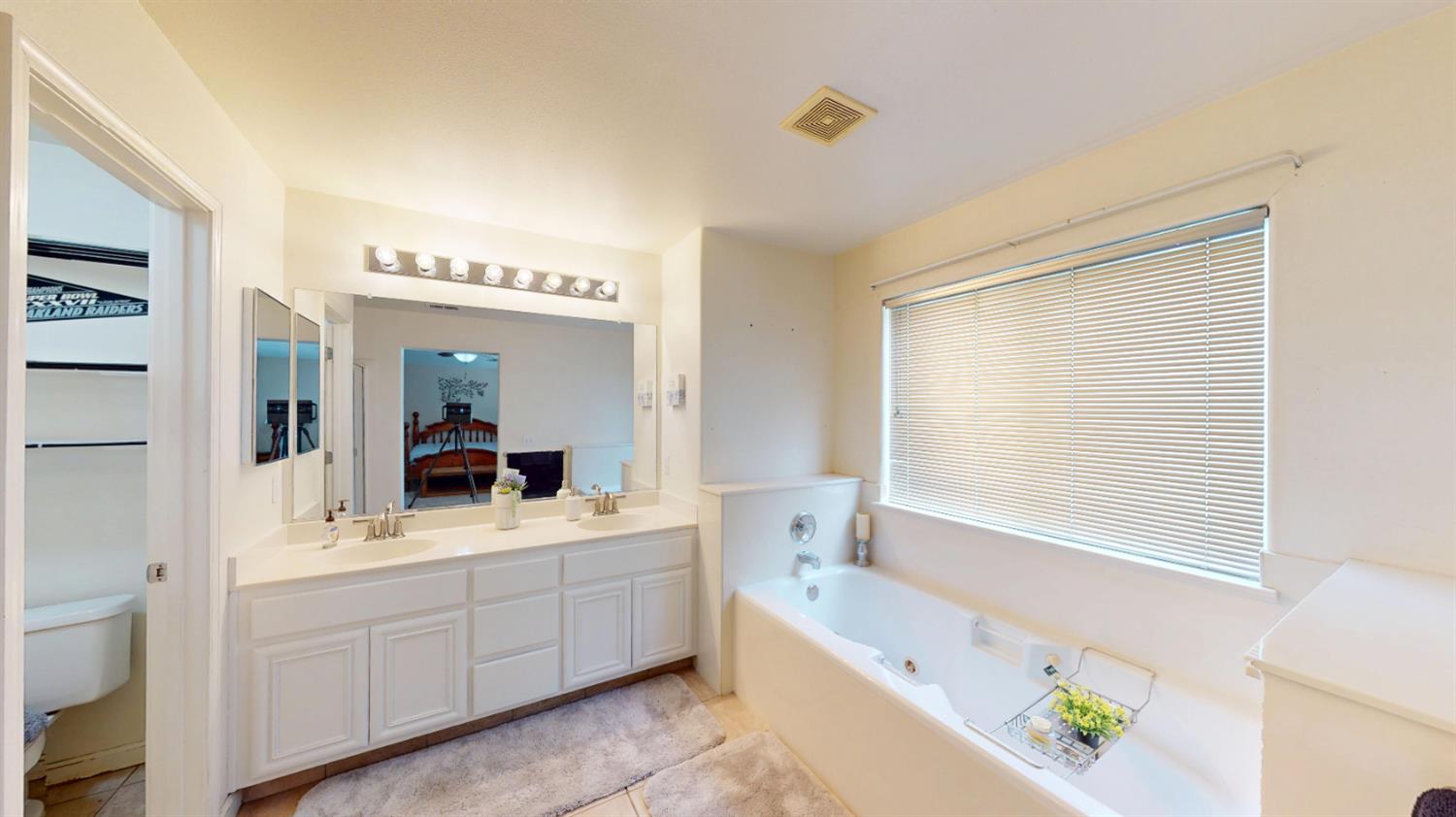 4654 Kirkes Way, Turlock, CA 95382