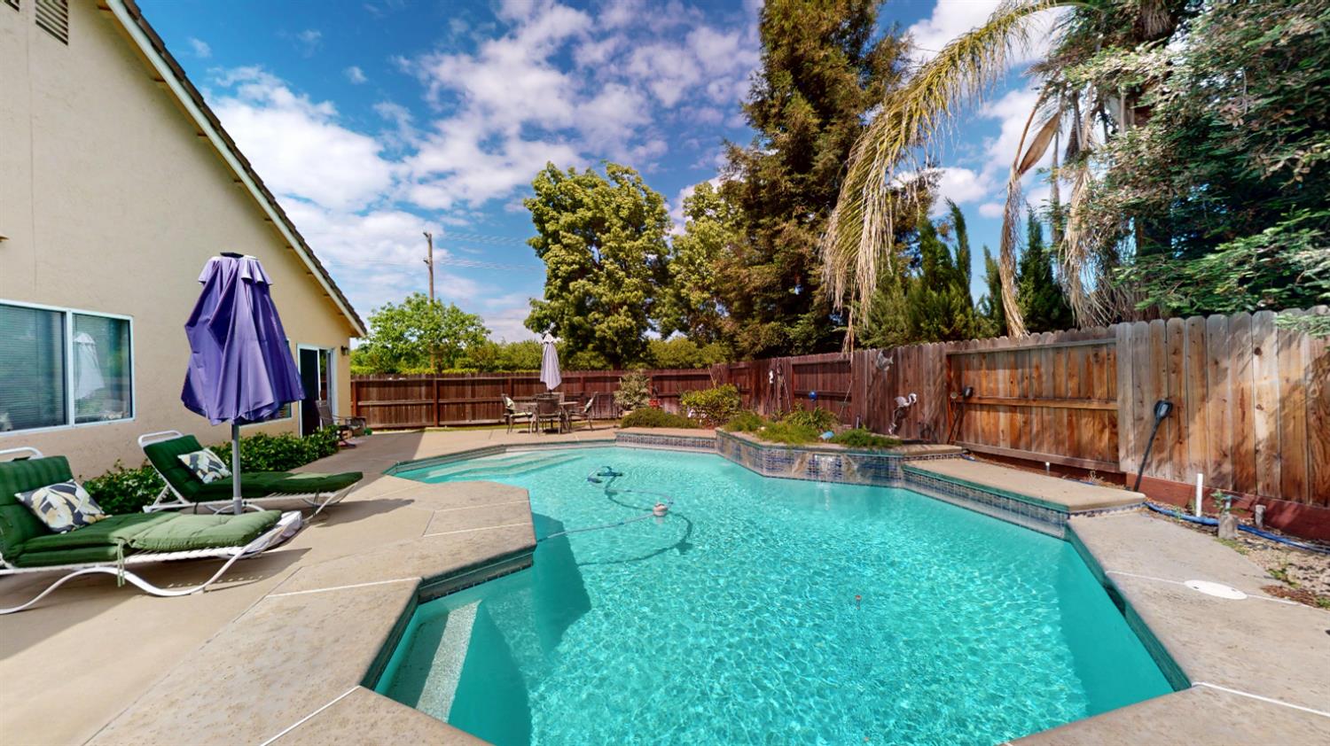 4654 Kirkes Way, Turlock, CA 95382