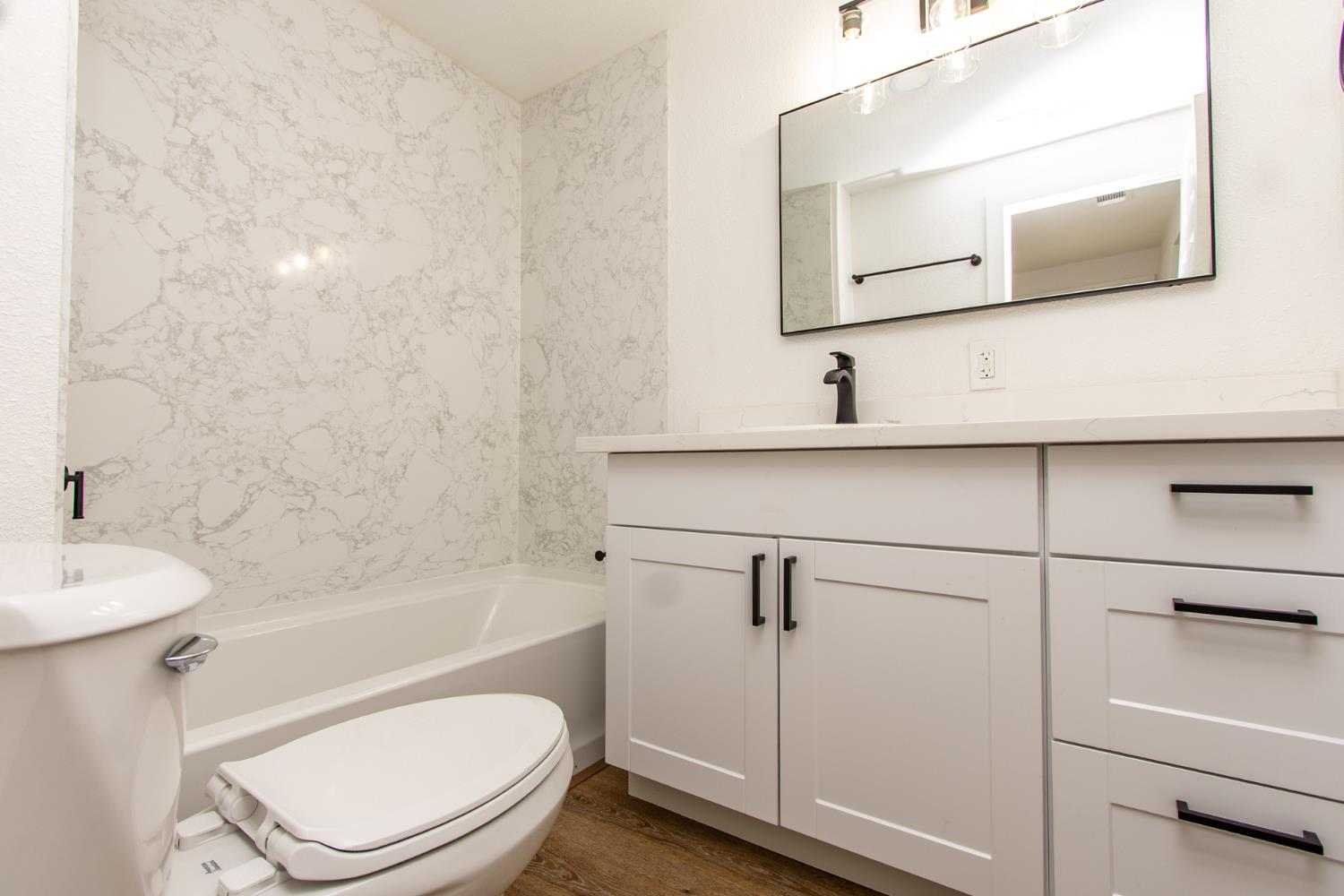 2520 2nd, Ceres, CA 95307