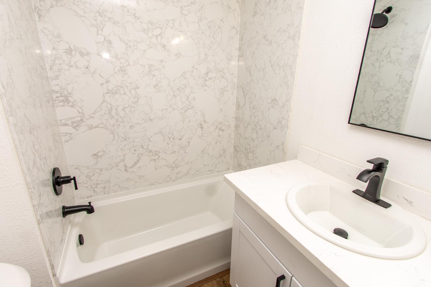 2520 2nd, Ceres, CA 95307