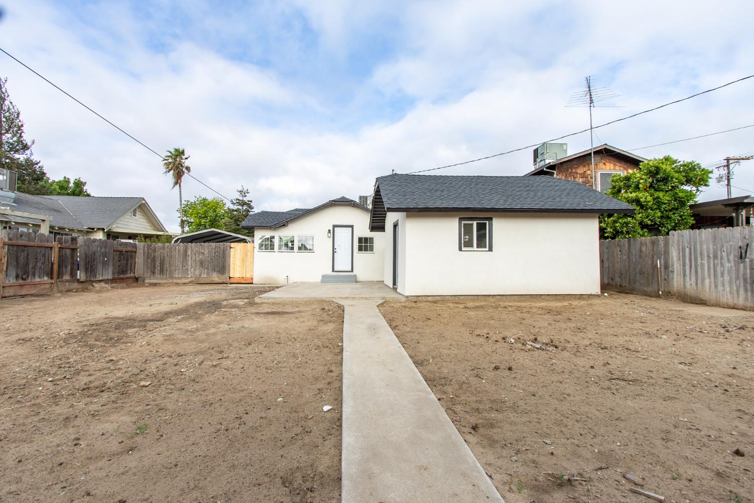 2520 2nd, Ceres, CA 95307