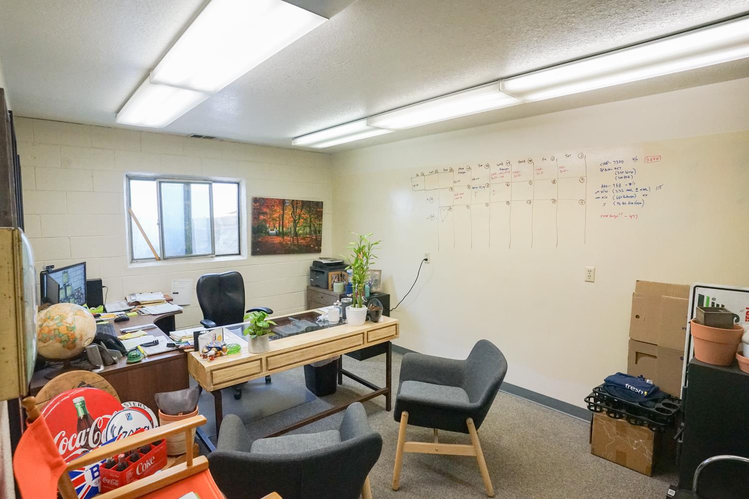 1320 9th St, Modesto, CA 95354