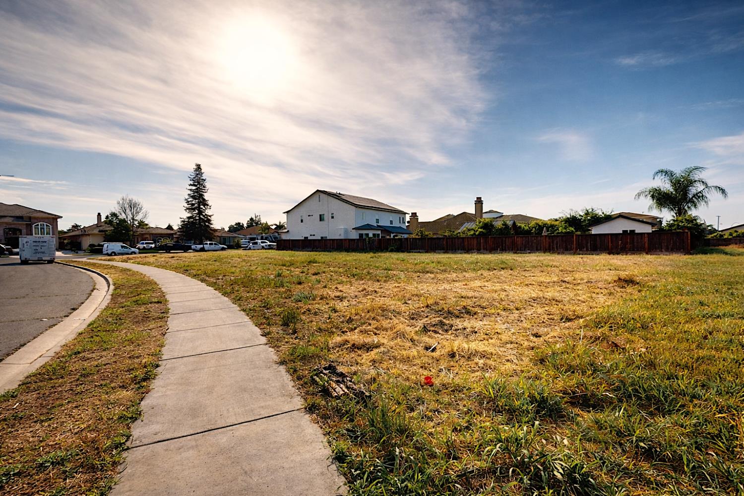 1001 N Canyon Dr, Modesto, CA 95351