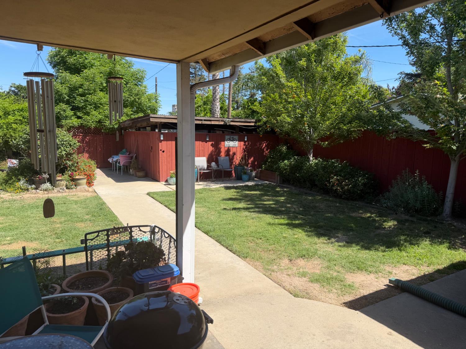 7555 E Whitmore Ave, Hughson, CA 95326