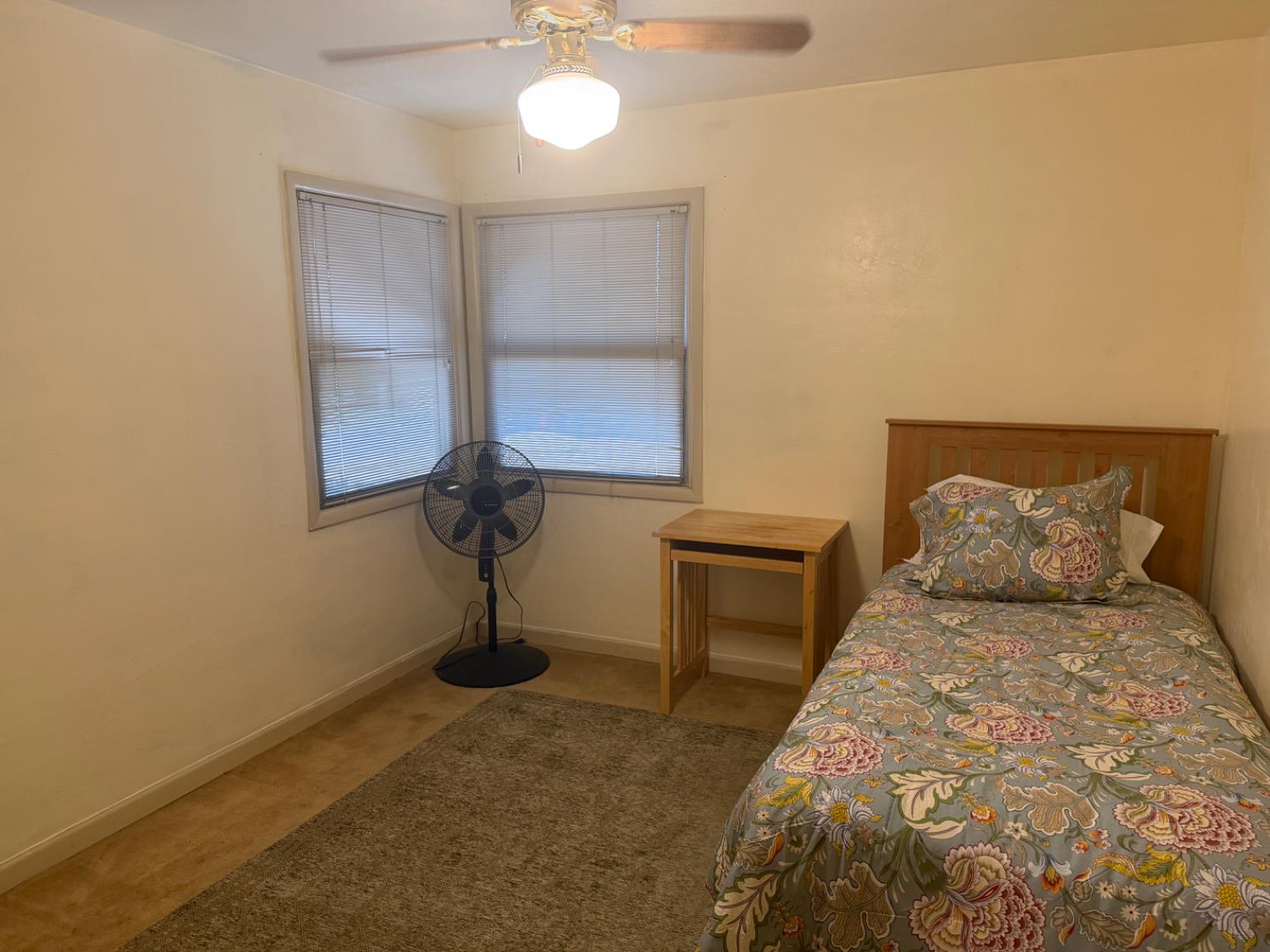 7555 E Whitmore Ave, Hughson, CA 95326