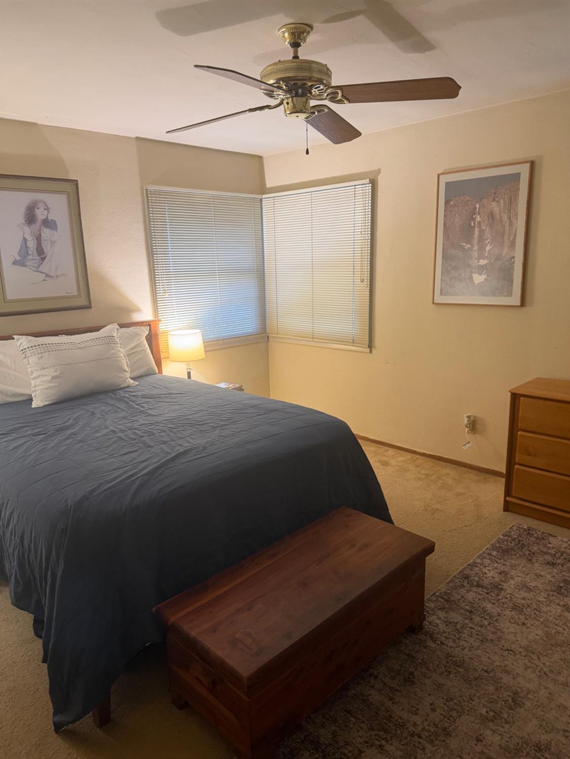 7555 E Whitmore Ave, Hughson, CA 95326