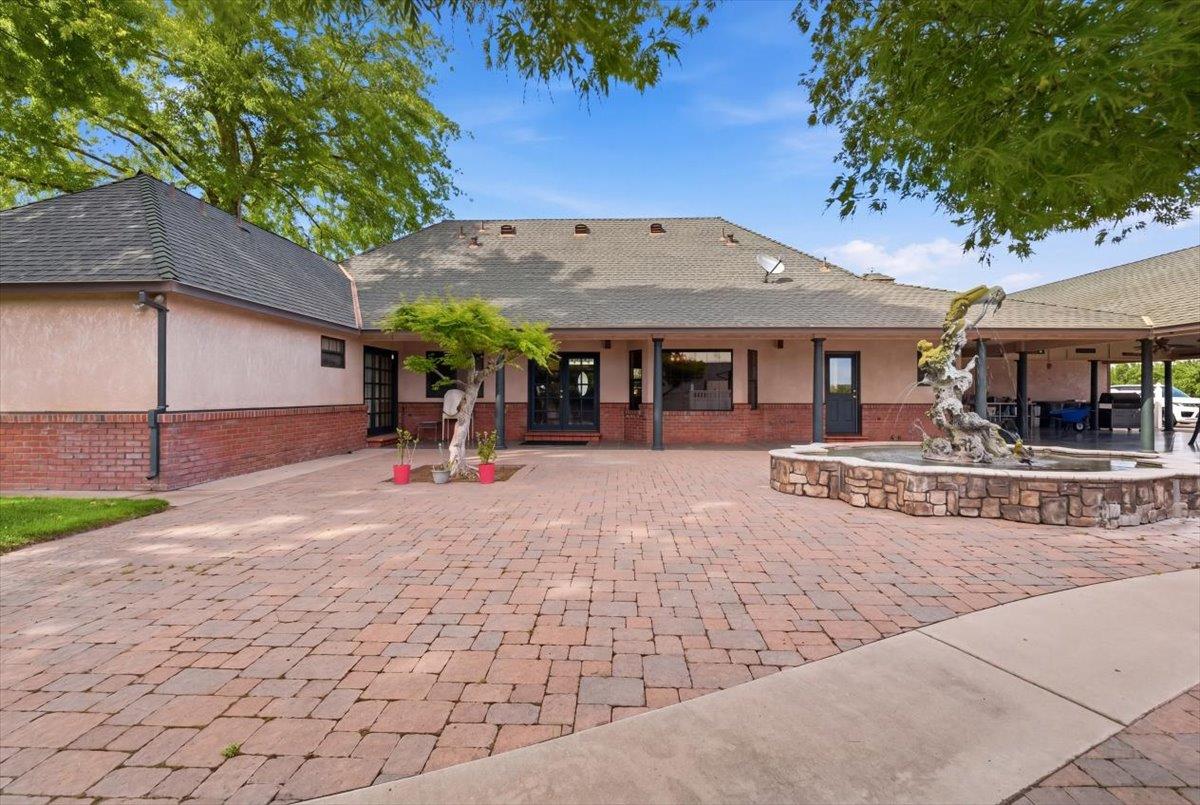 30324 Lone Tree Rd, Oakdale, CA 95361