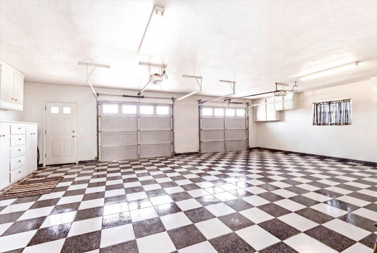 30324 Lone Tree Rd, Oakdale, CA 95361