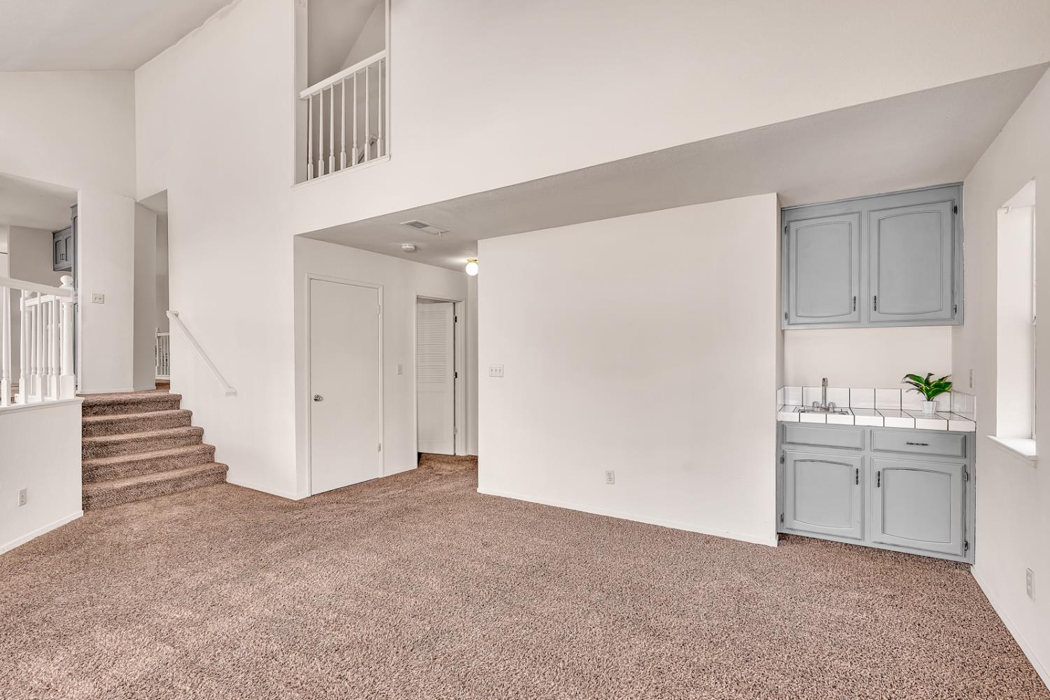 510 Stonewood Dr, Los Banos, CA 93635