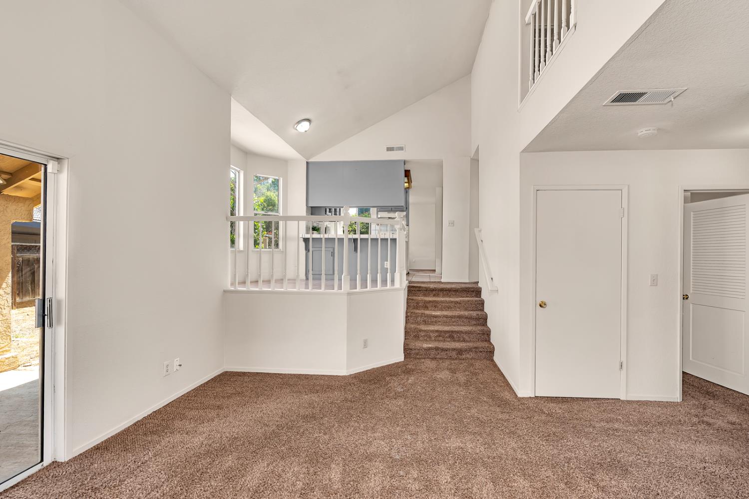 510 Stonewood Dr, Los Banos, CA 93635