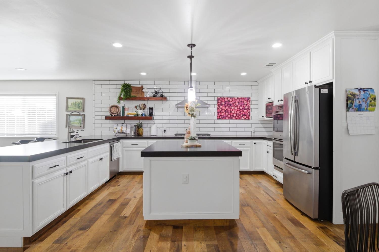 6613 Narcisco Way, Hughson, CA 95326