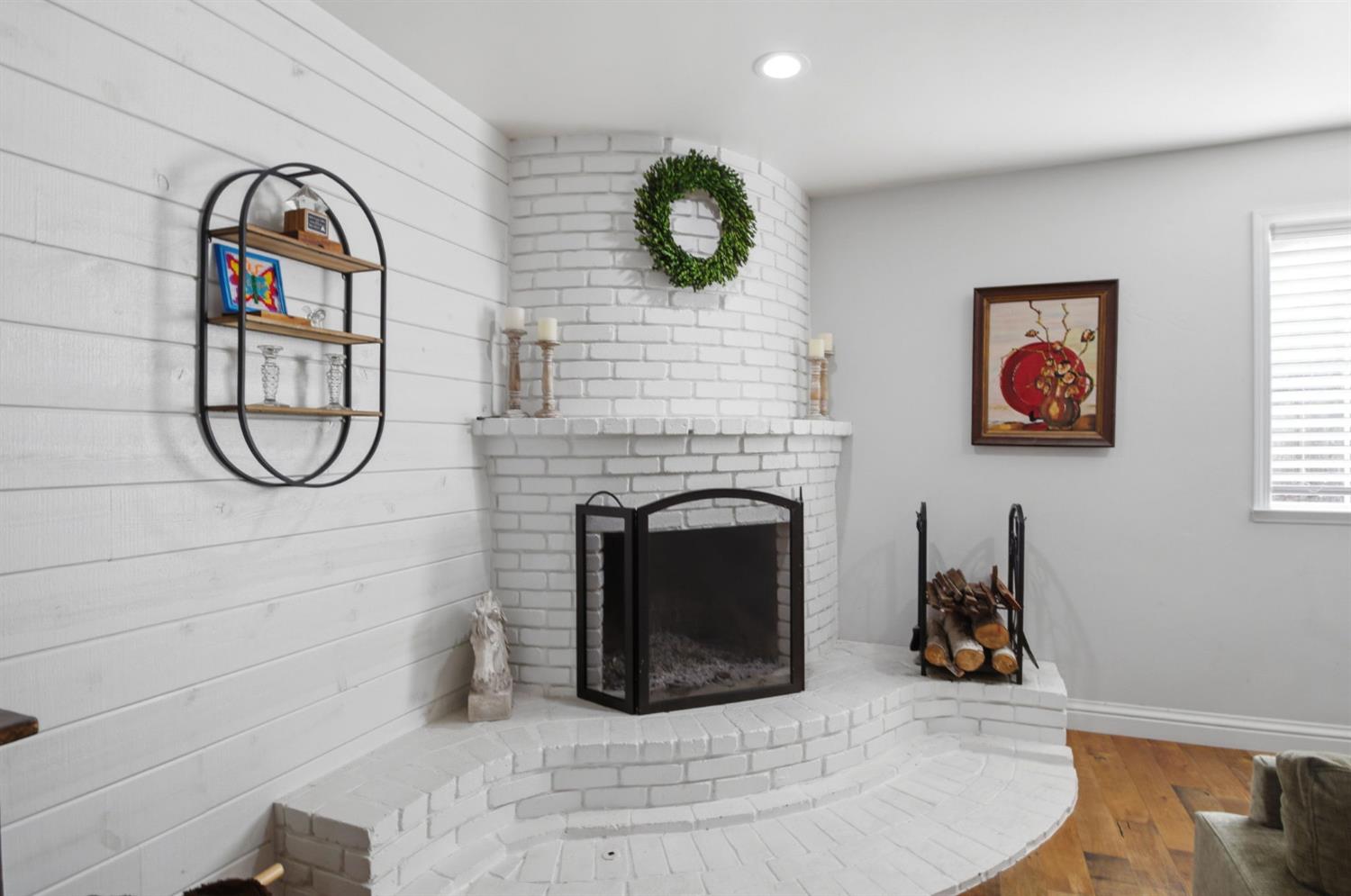 6613 Narcisco Way, Hughson, CA 95326