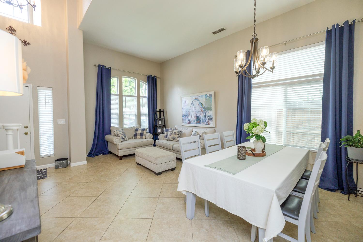 3416 Will Scarlet Way, Modesto, CA 95355