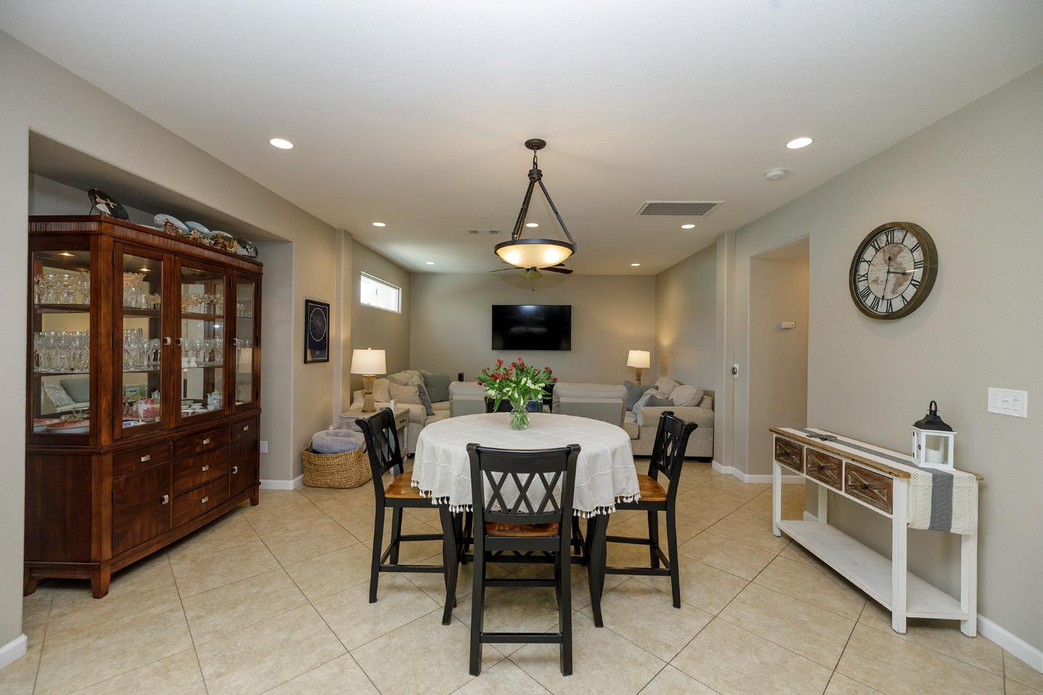 3416 Will Scarlet Way, Modesto, CA 95355