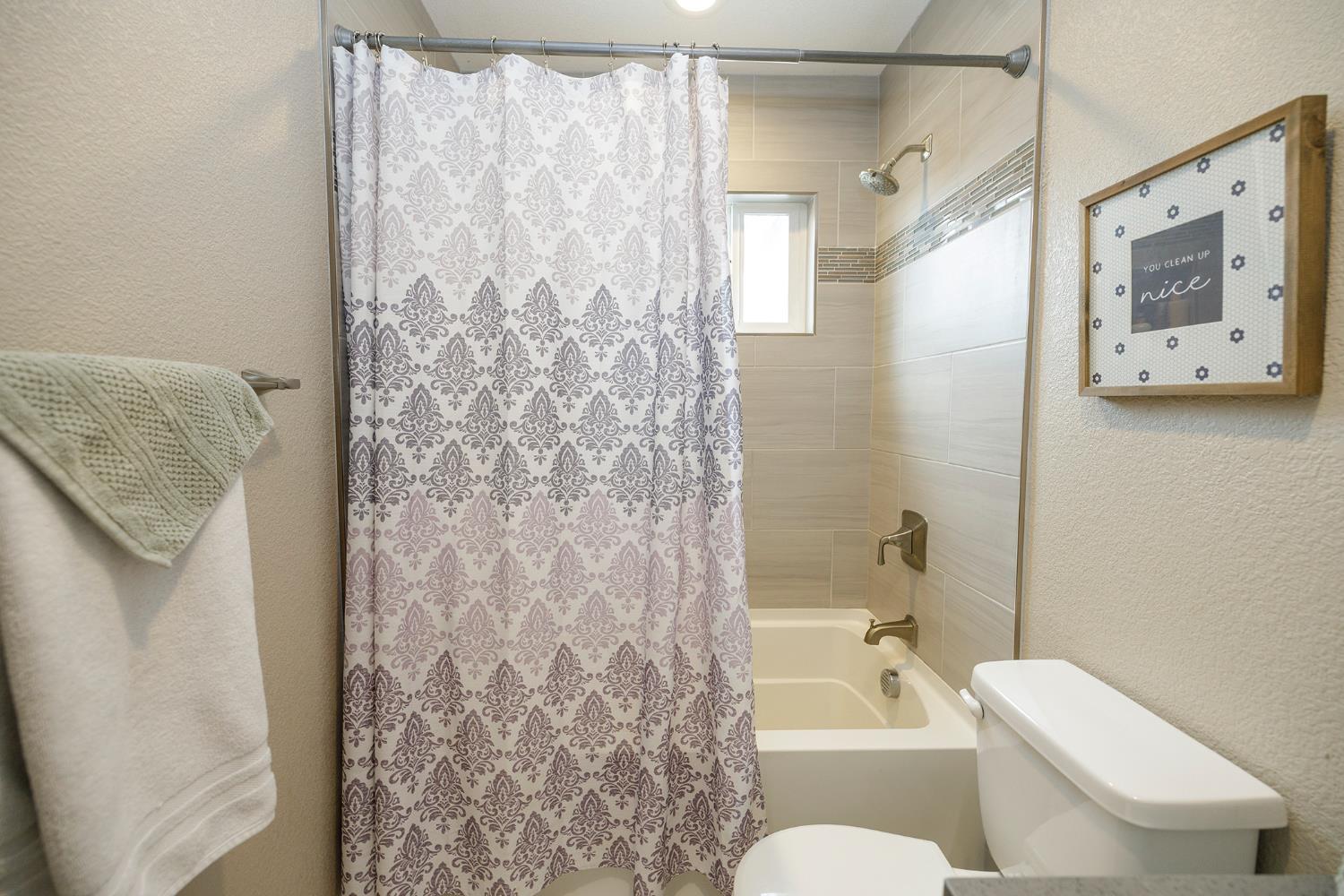 3416 Will Scarlet Way, Modesto, CA 95355